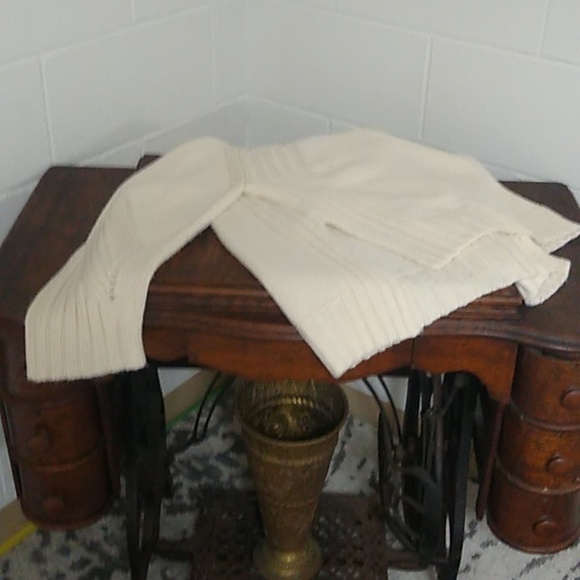 FOREVER 21 CHUNKY, COWL NECK OVER SIZED LAGENLOOK, BOHO, COTTAGE CORE, SWEATER - Picture 3 of 4